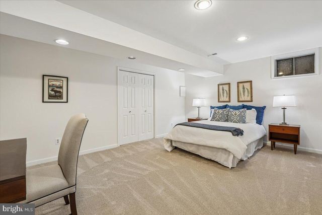 12015 HAMDEN CT, Oakton, VA 22124