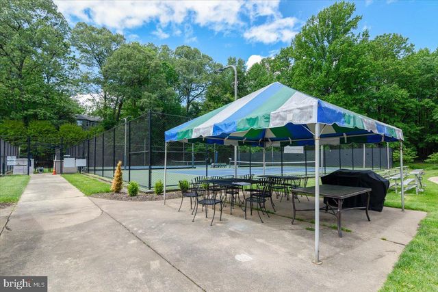 12015 HAMDEN CT, Oakton, VA 22124