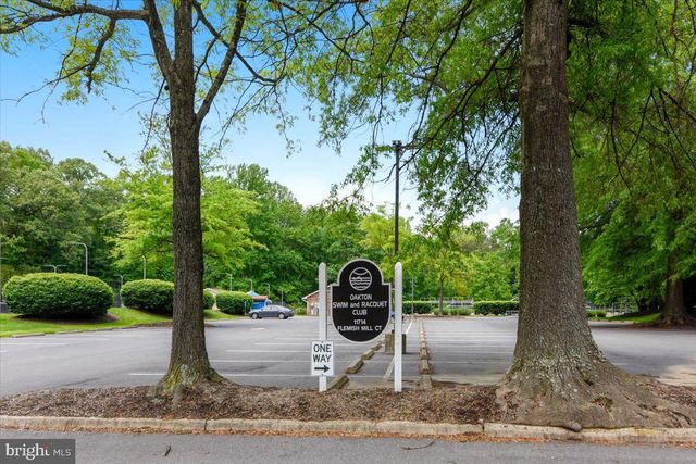 12015 HAMDEN CT, Oakton, VA 22124