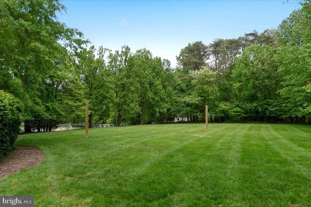 12015 HAMDEN CT, Oakton, VA 22124