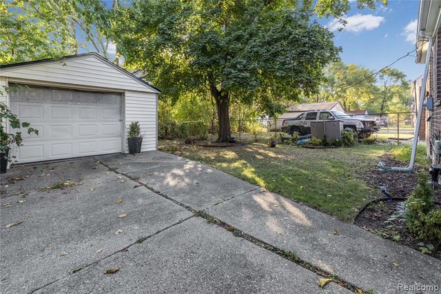 20178 Manor Street, Detroit, MI 48221