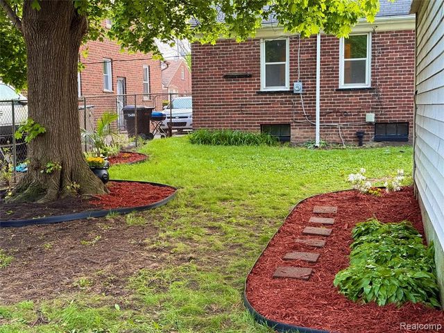 20178 Manor Street, Detroit, MI 48221