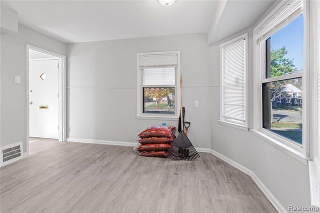 20178 Manor Street, Detroit, MI 48221