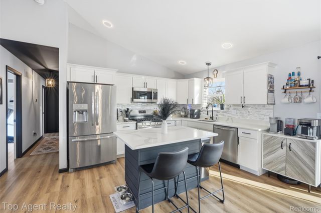 354 Marion Avenue, Kimball Township, MI 48074