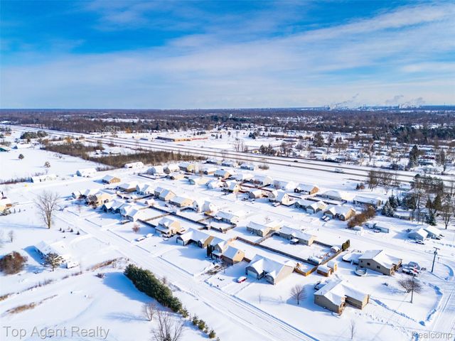 354 Marion Avenue, Kimball Township, MI 48074