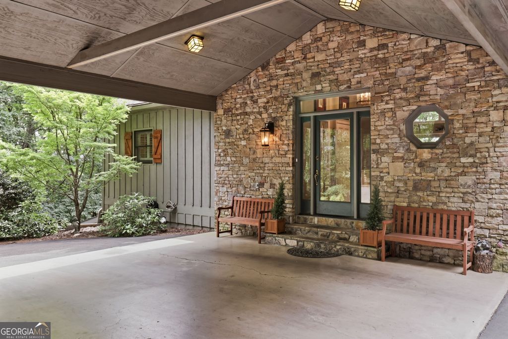 52 Swallow Point, Big Canoe, GA 30143