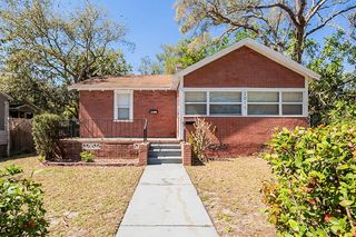 2011 10TH STREET S, St Petersburg, FL 33705