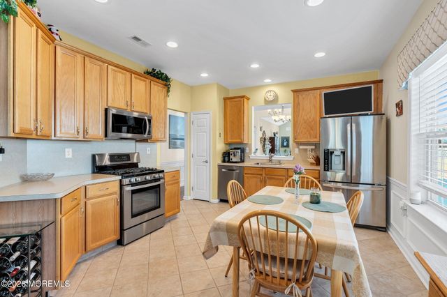 9 Ignatius Drive, Manchester, NJ 08759