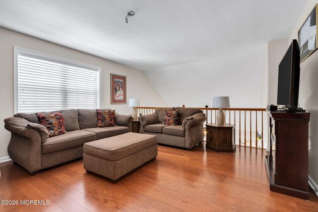 9 Ignatius Drive, Manchester, NJ 08759