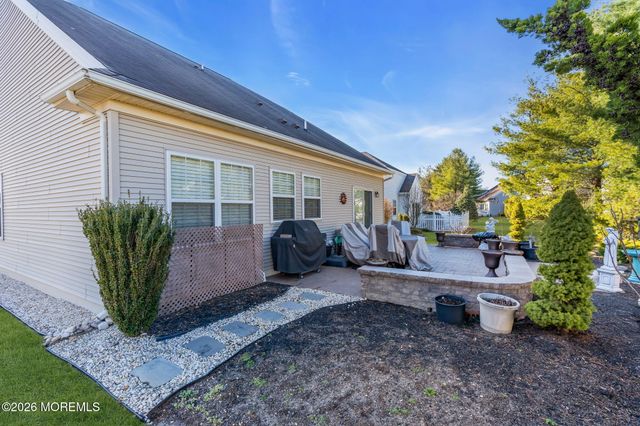 9 Ignatius Drive, Manchester, NJ 08759