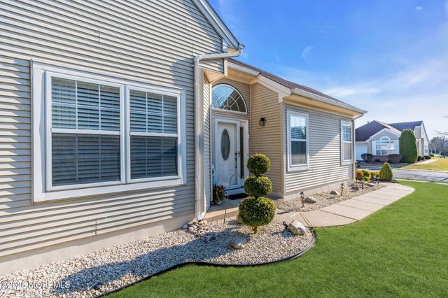 9 Ignatius Drive, Manchester, NJ 08759