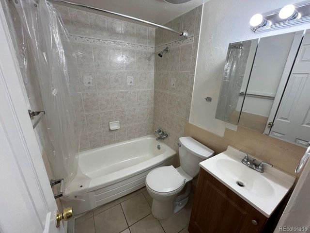 7705 W 61st Ave, Arvada, CO 80004