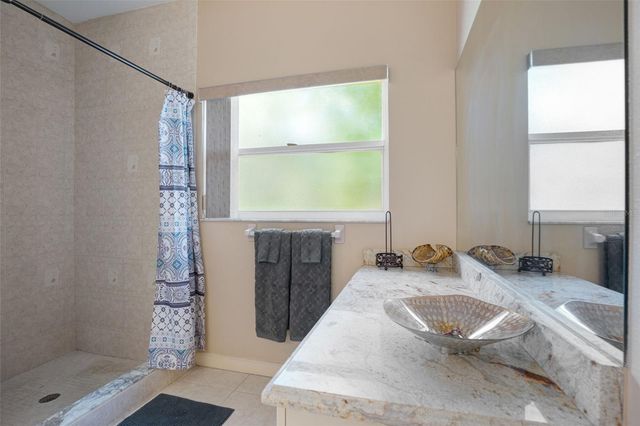 6253 MURIWOOD COURT, Sarasota, FL 34234
