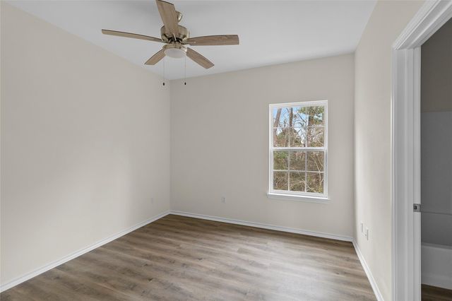409 Beto St 12, Huntsville, TX 77340