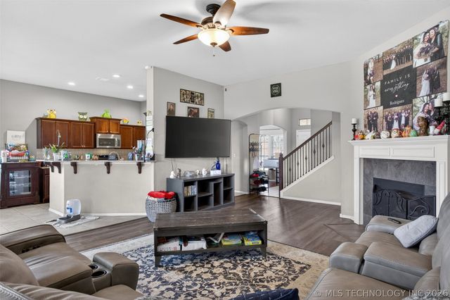9302 N 98th East Court, Owasso, OK 74055
