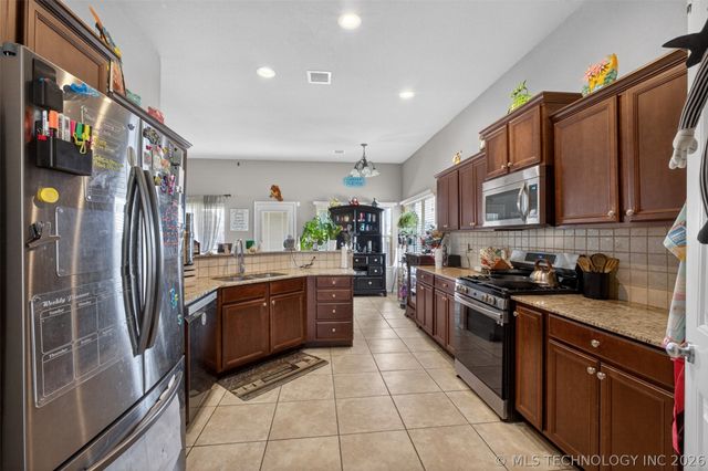 9302 N 98th East Court, Owasso, OK 74055