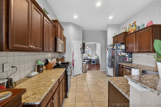 9302 N 98th East Court, Owasso, OK 74055