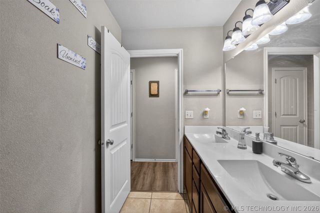 9302 N 98th East Court, Owasso, OK 74055