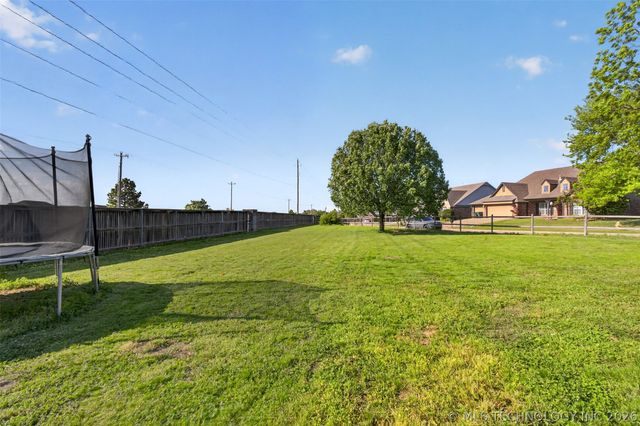 9302 N 98th East Court, Owasso, OK 74055