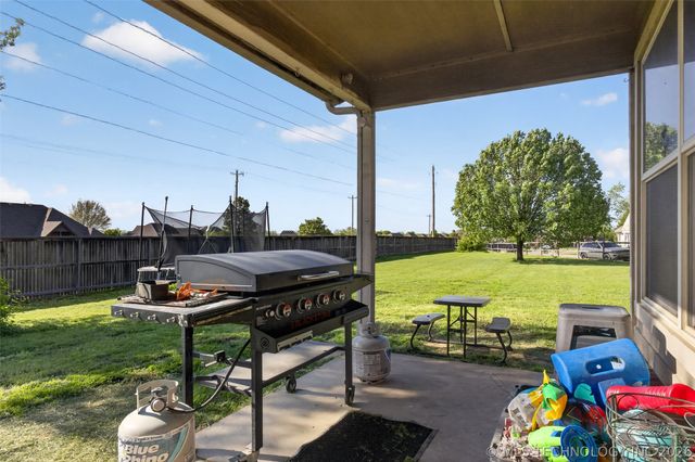 9302 N 98th East Court, Owasso, OK 74055