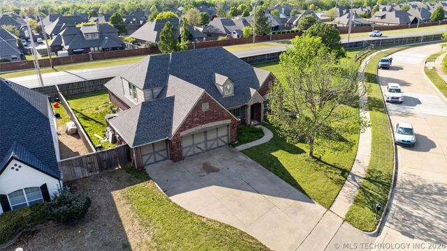 9302 N 98th East Court, Owasso, OK 74055