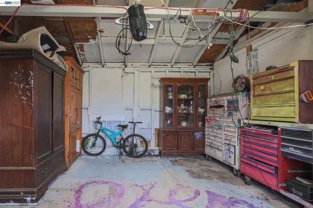 20 Kessler Ln, Oakley, CA 94561