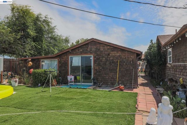 20 Kessler Ln, Oakley, CA 94561