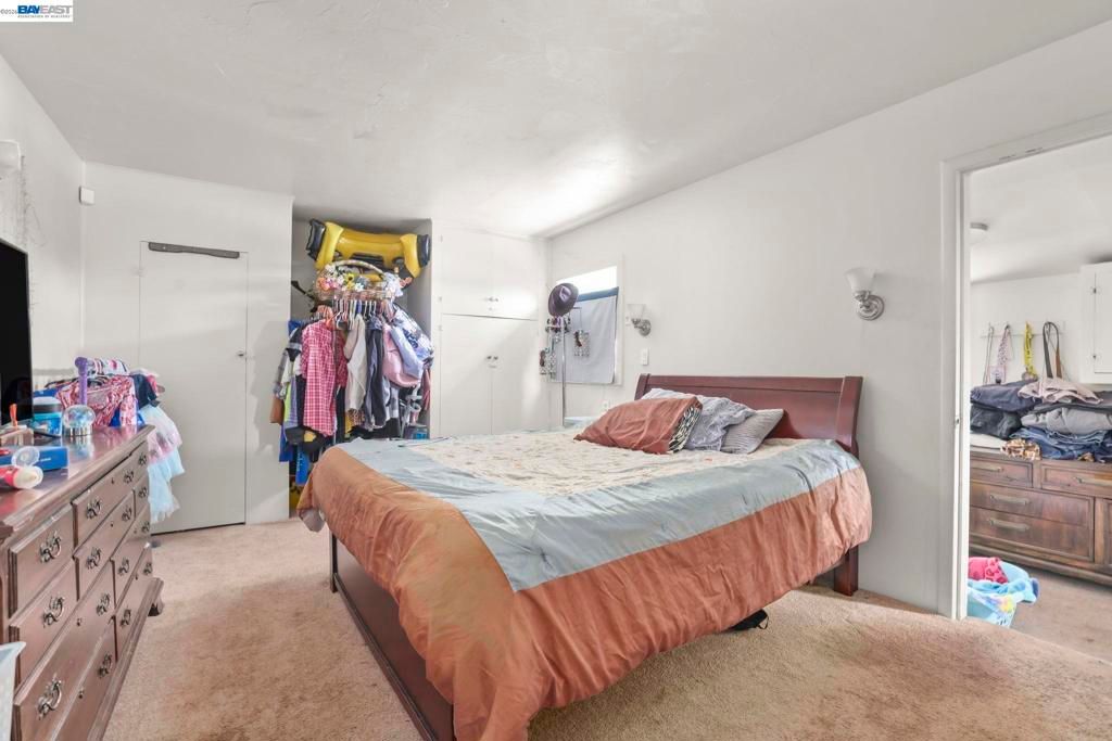 Image 5 of property listing at 20 Kessler Ln, Oakley, CA 94561