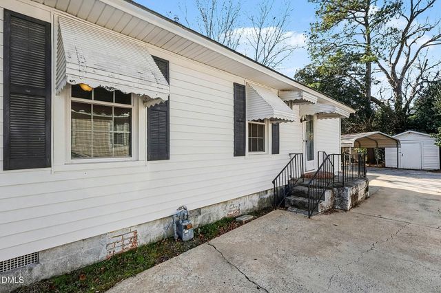 406 S 16th Street, Erwin, NC 28339