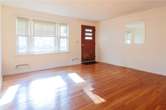 110 Crest Drive, Pawtucket, RI 02861