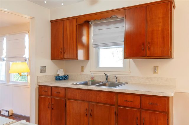 110 Crest Drive, Pawtucket, RI 02861