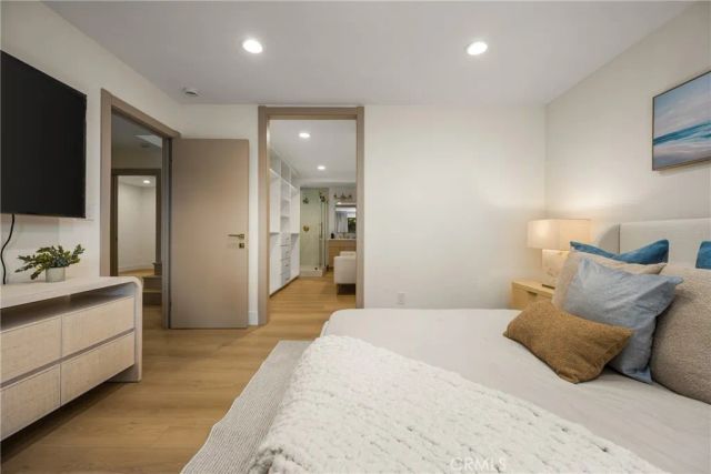 8 Montanas Sud 60, Irvine, CA 92612