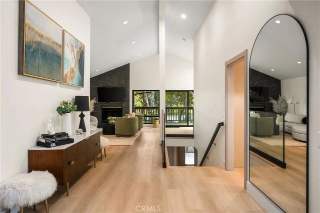 8 Montanas Sud 60, Irvine, CA 92612