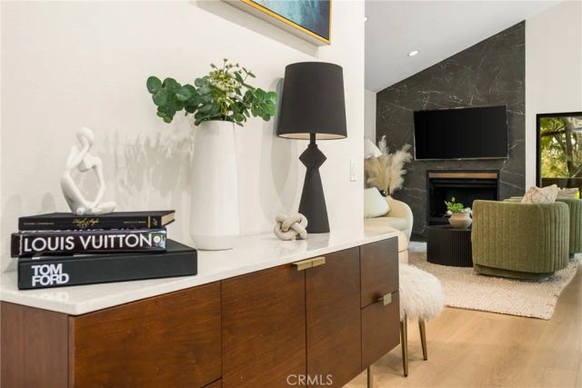 8 Montanas Sud 60, Irvine, CA 92612