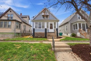 17 Seeser Street, Joliet, IL 60436