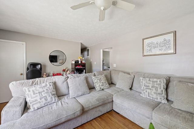 345 Larkwood Drive, Lexington, KY 40509