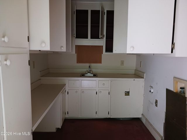 101 W Highland Avenue, Kinston, NC 28501