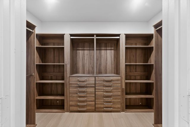 325 Crooked Creek, Garland, TX 75043