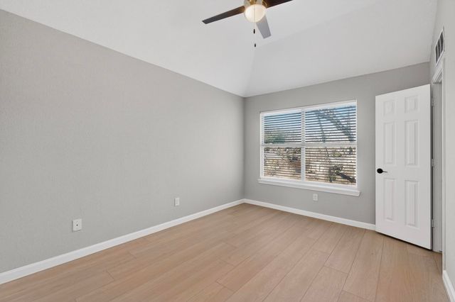 325 Crooked Creek, Garland, TX 75043