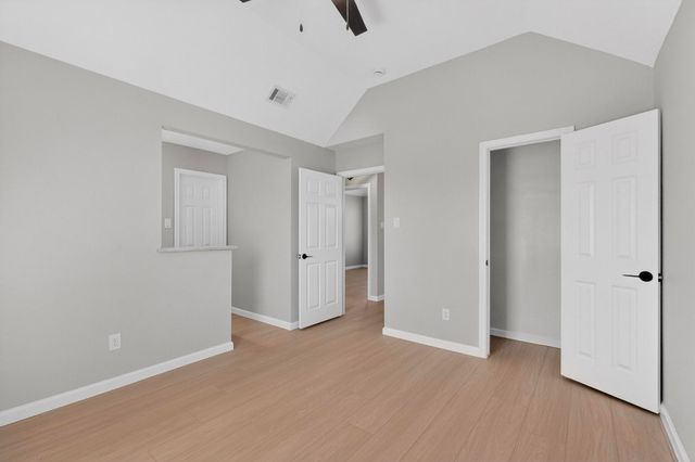 325 Crooked Creek, Garland, TX 75043