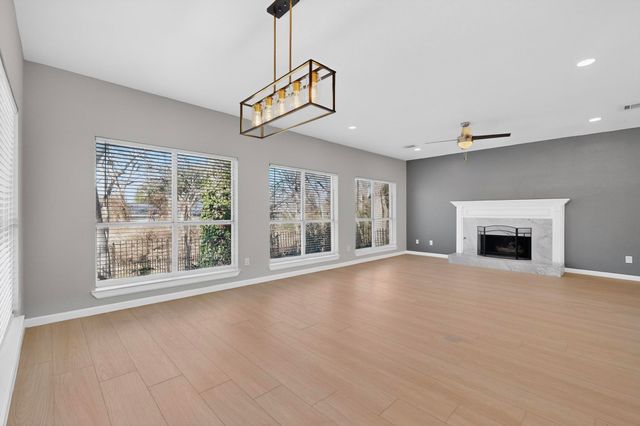 325 Crooked Creek, Garland, TX 75043