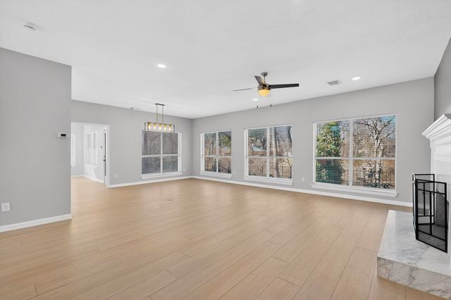 325 Crooked Creek, Garland, TX 75043