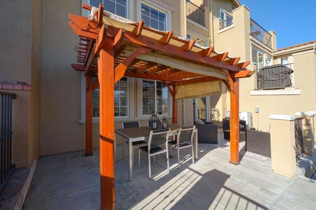 290 Casselino Drive, San Jose, CA 95136