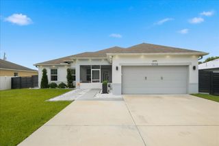 1118 SW Ingrassina Avenue, Port St Lucie, FL 34953