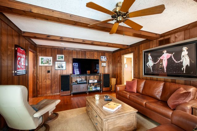 4744 Franklin Avenue, Western Springs, IL 60558