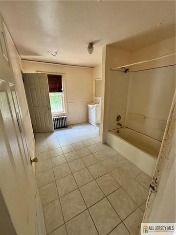 37 Dekalb Avenue, Plainfield, NJ 07063