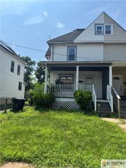 37 Dekalb Avenue, Plainfield, NJ 07063