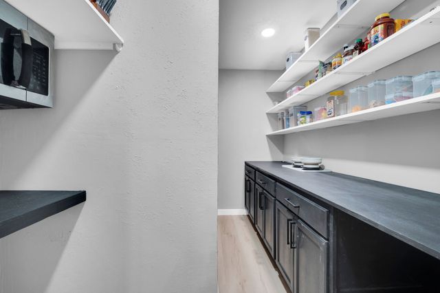 10810 Wallbrook Drive, Dallas, TX 75238