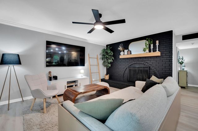 10810 Wallbrook Drive, Dallas, TX 75238