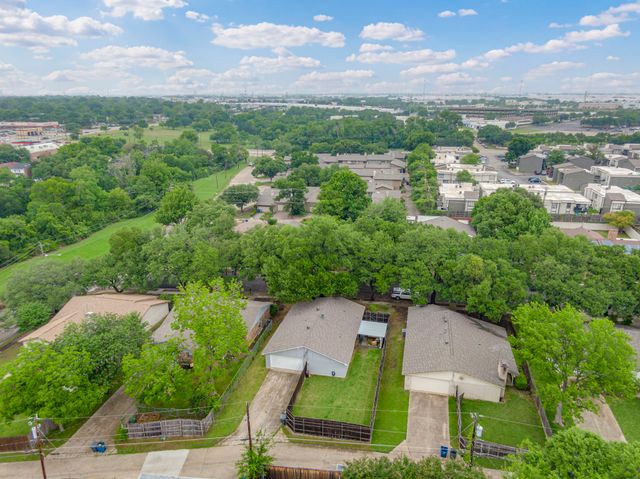 10810 Wallbrook Drive, Dallas, TX 75238
